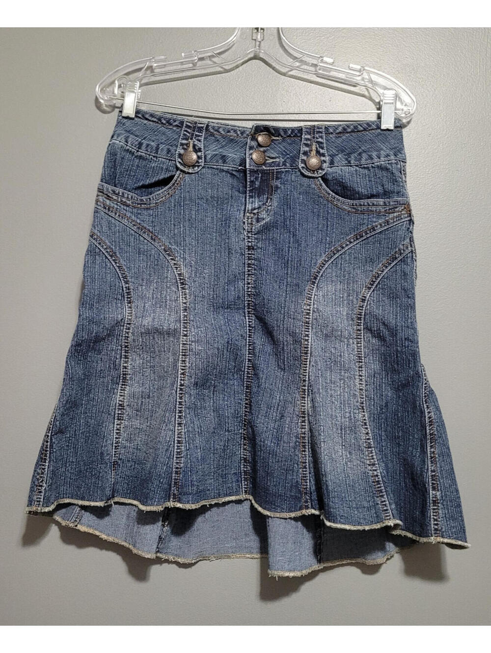 Jolt  Women's Denim Front Zipper and Button Closure Knee High Skirt Size 5